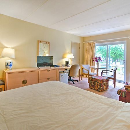 Hotel Motel Penn-Mass Труа-Ривьер Экстерьер фото